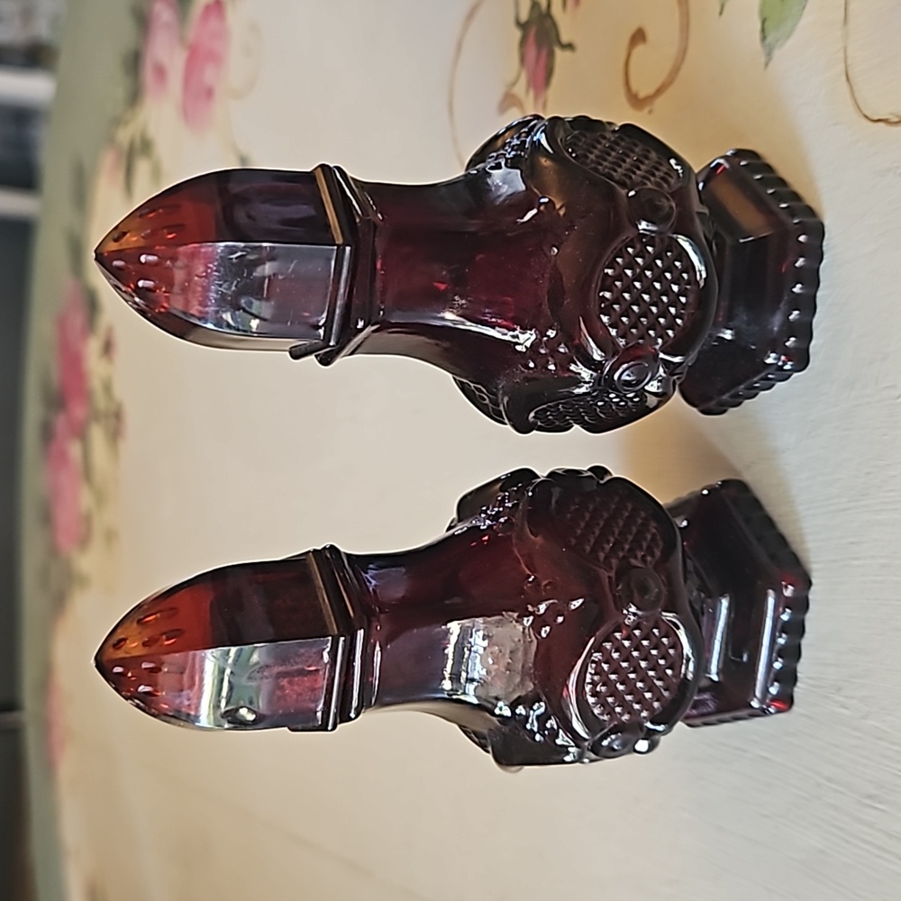 Avon Ruby Cape Cod Salt& Pepper. Sold as set of 2
